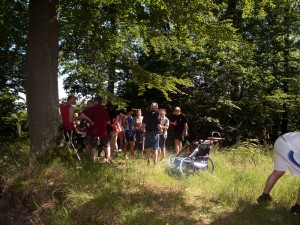 Erste Verkostungsstation alle treffen sich